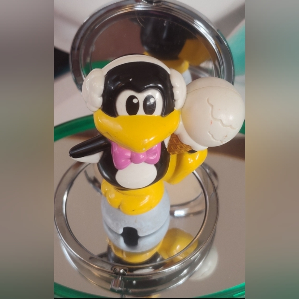 Mattel Pop-onz Penguin Figure Toy Bow Tie & Snowball 3" – Vintage Mirror Gift